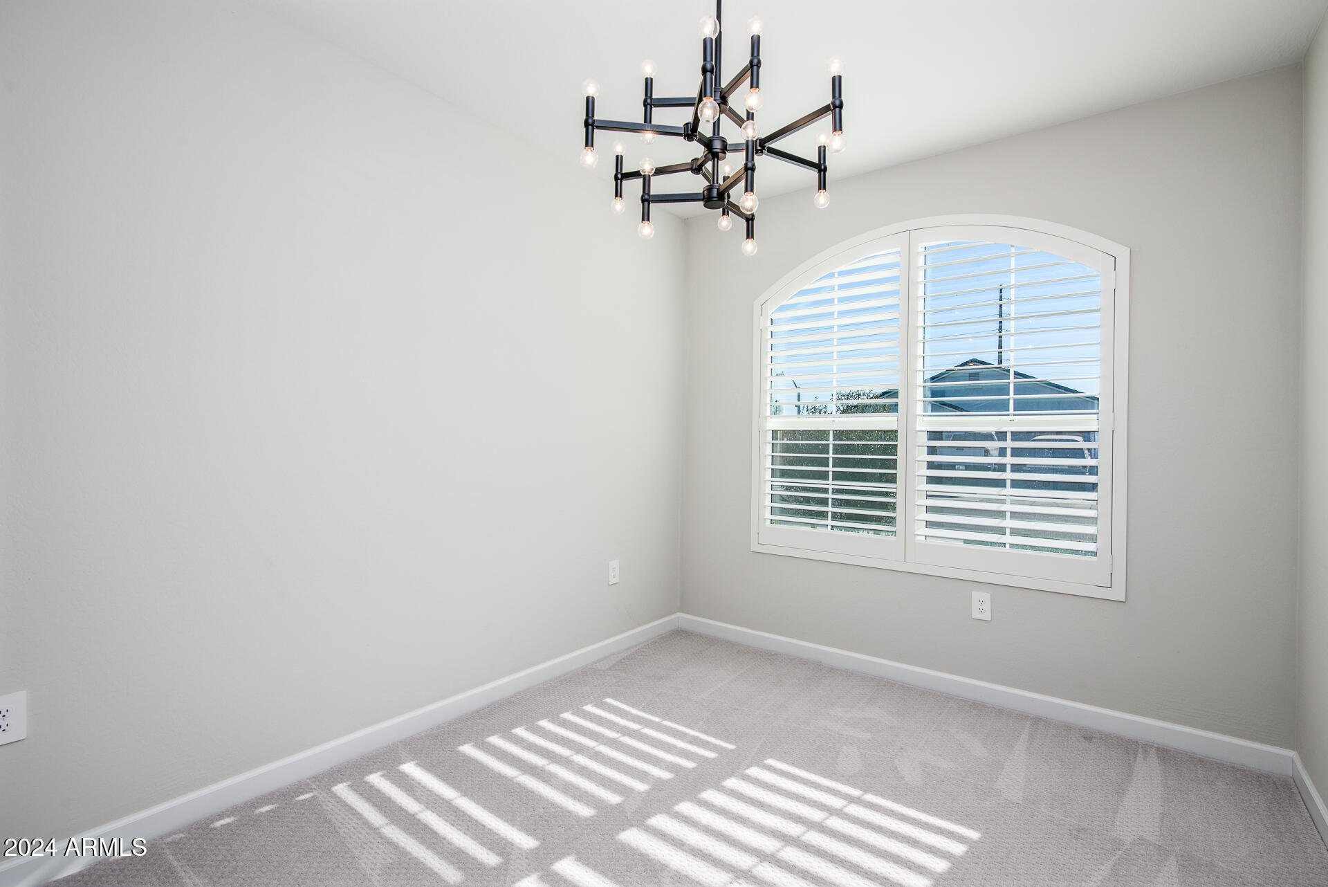 38128 W SAN SISTO Avenue