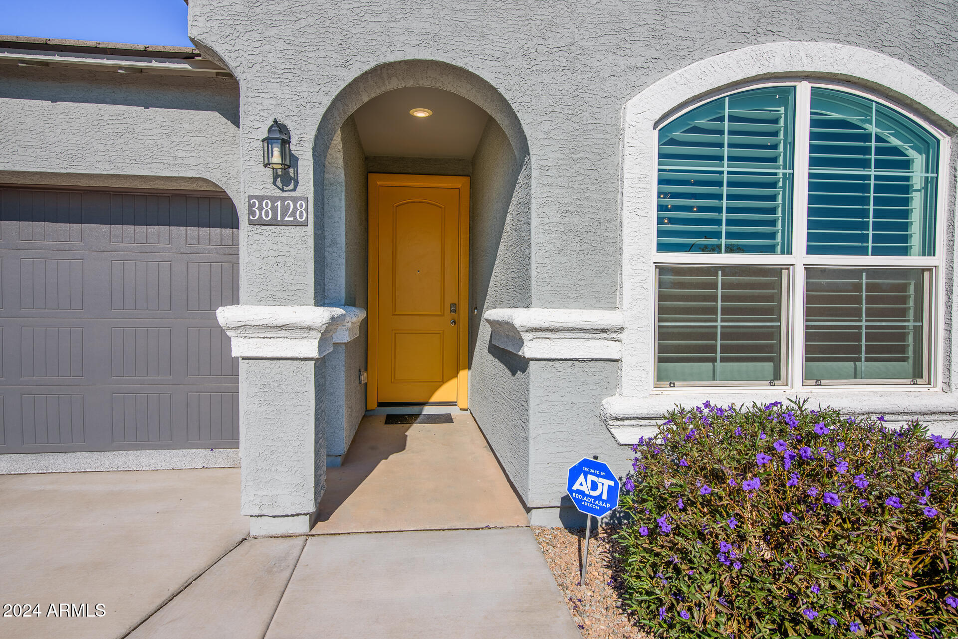 38128 W SAN SISTO Avenue