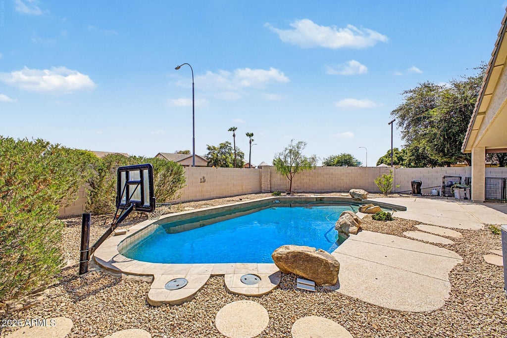 Photo of 11213 W Vernon Avenue, Avondale, AZ 85392 (MLS # 7056493)