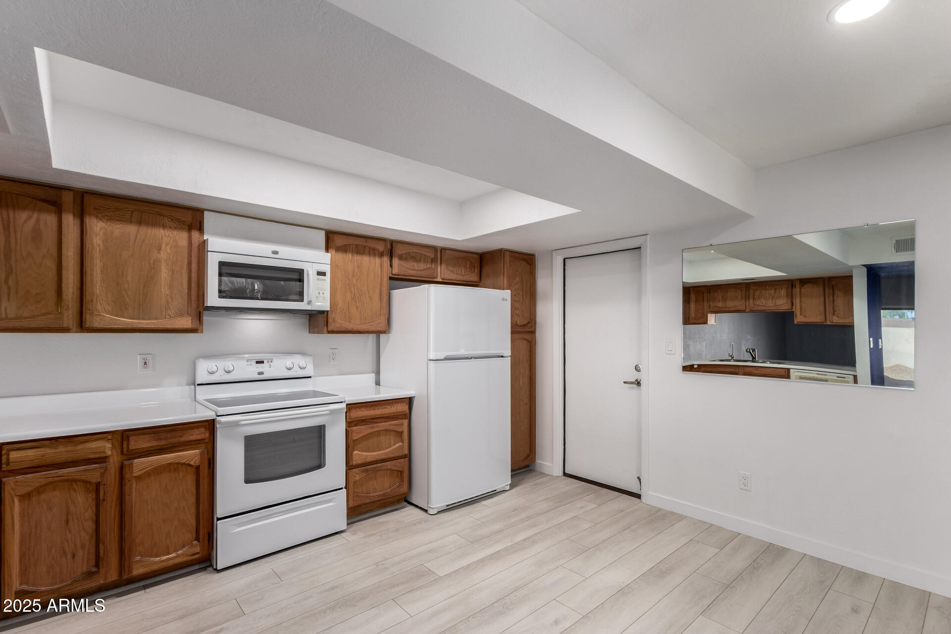 716 W BOXELDER Place