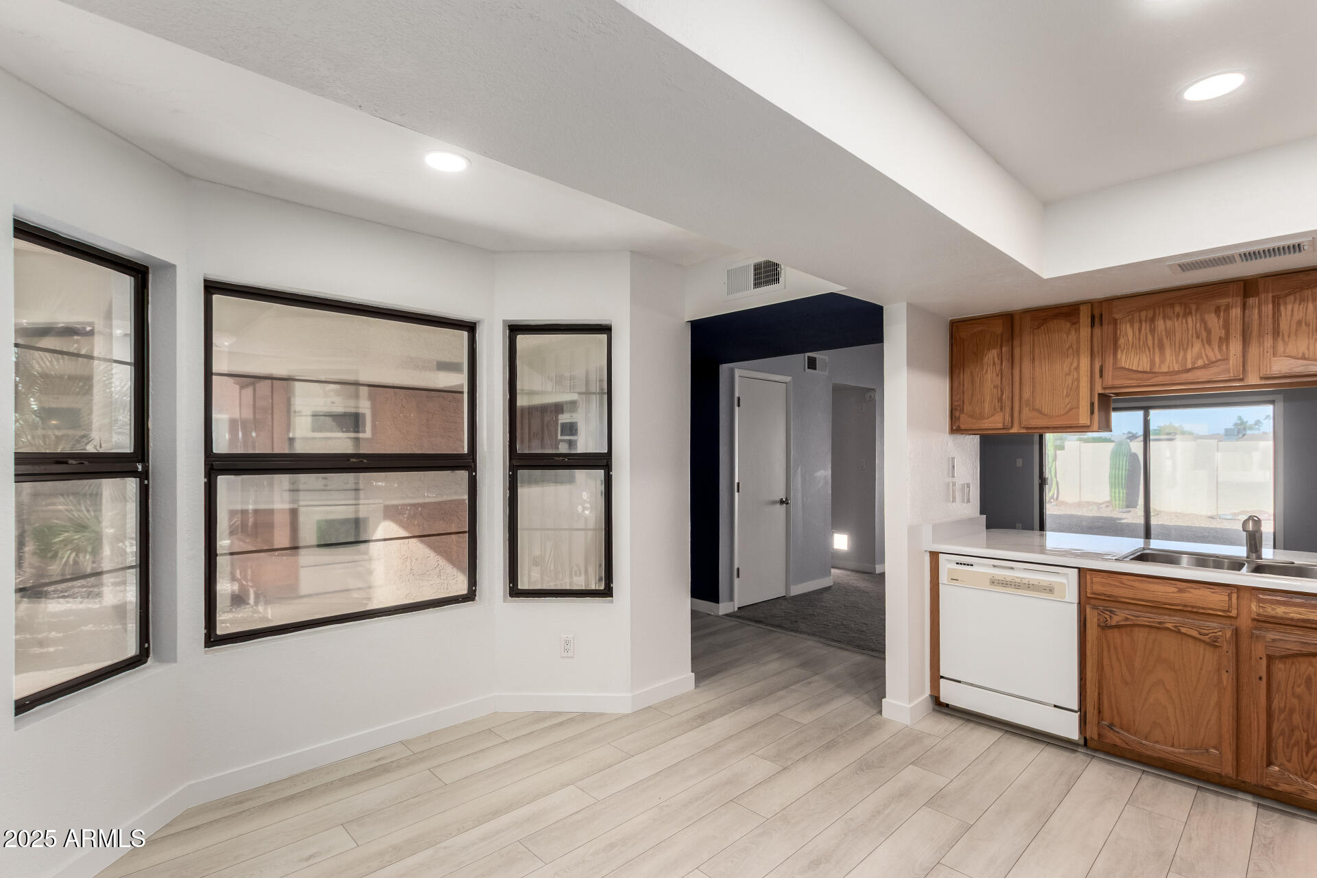 716 W BOXELDER Place