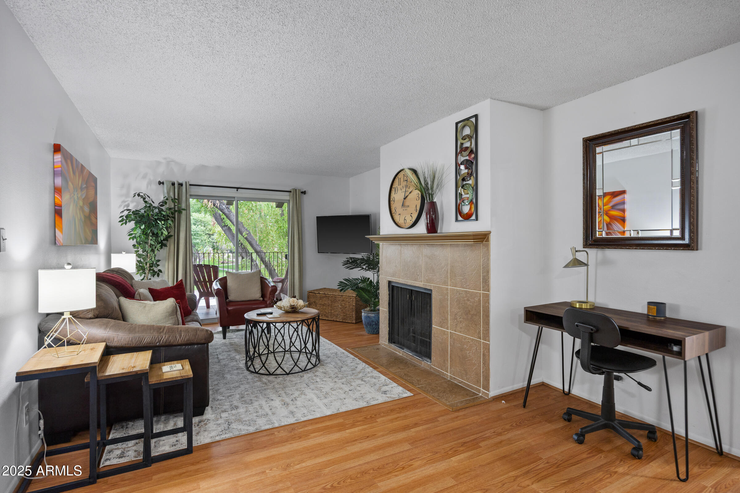 5525 E THOMAS Road M11