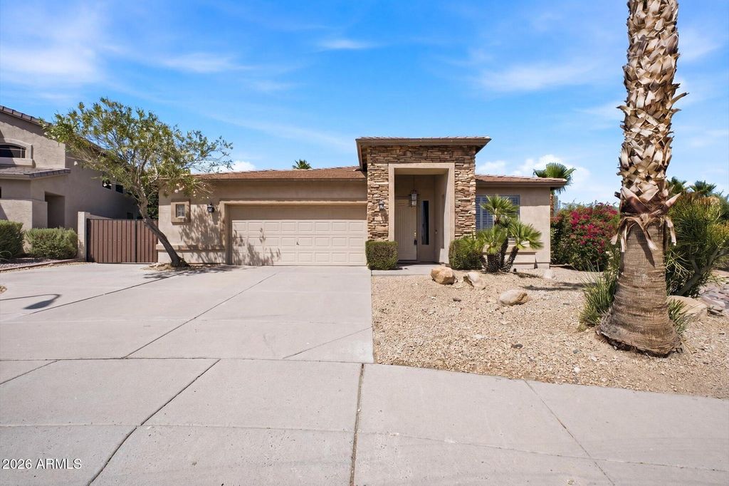 Photo of 1708 W Frye Road, Phoenix, AZ 85045 (MLS # 7032315)