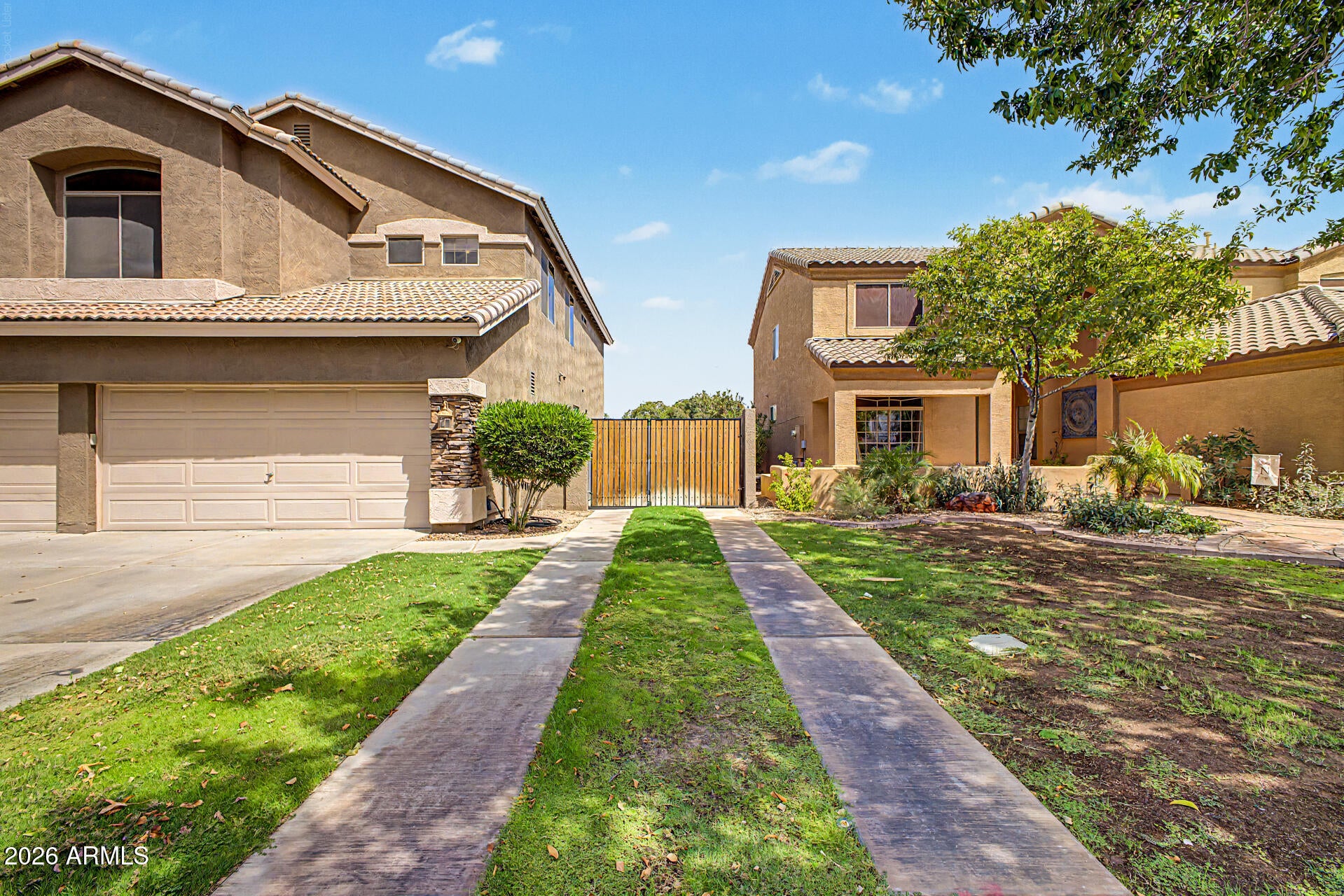 711 N PHEASANT Drive