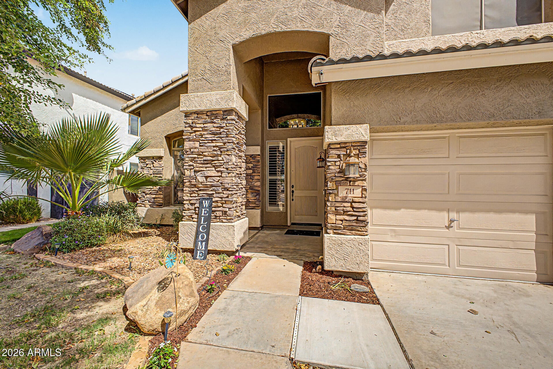 711 N PHEASANT Drive