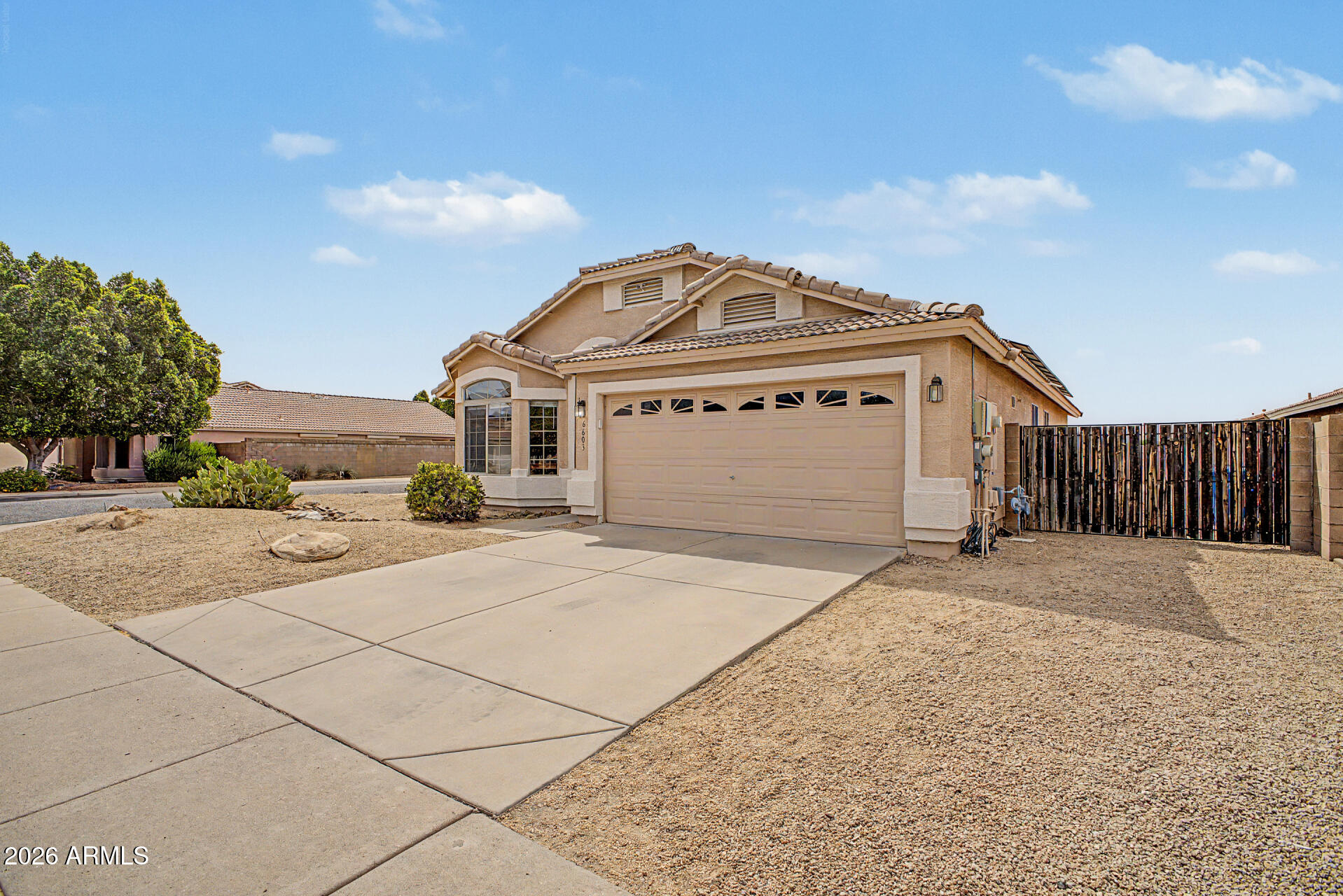 6603 W PRICKLY PEAR Trail