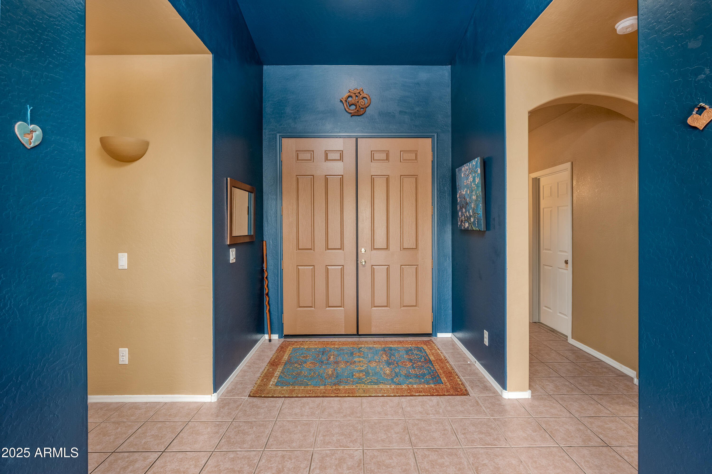 2315 W DESERT WILLOW Drive