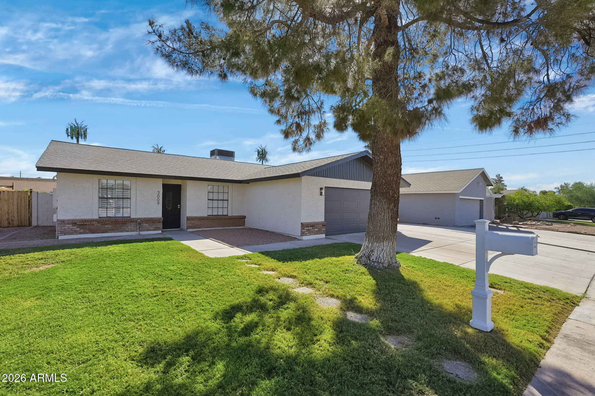 3009 N SALIDA DEL SOL --