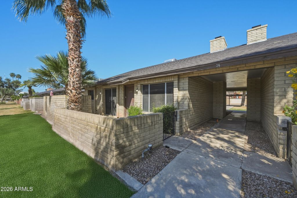 Photo of 26 W Concorda Drive #104, Tempe, AZ 85282 (MLS # 6997752)
