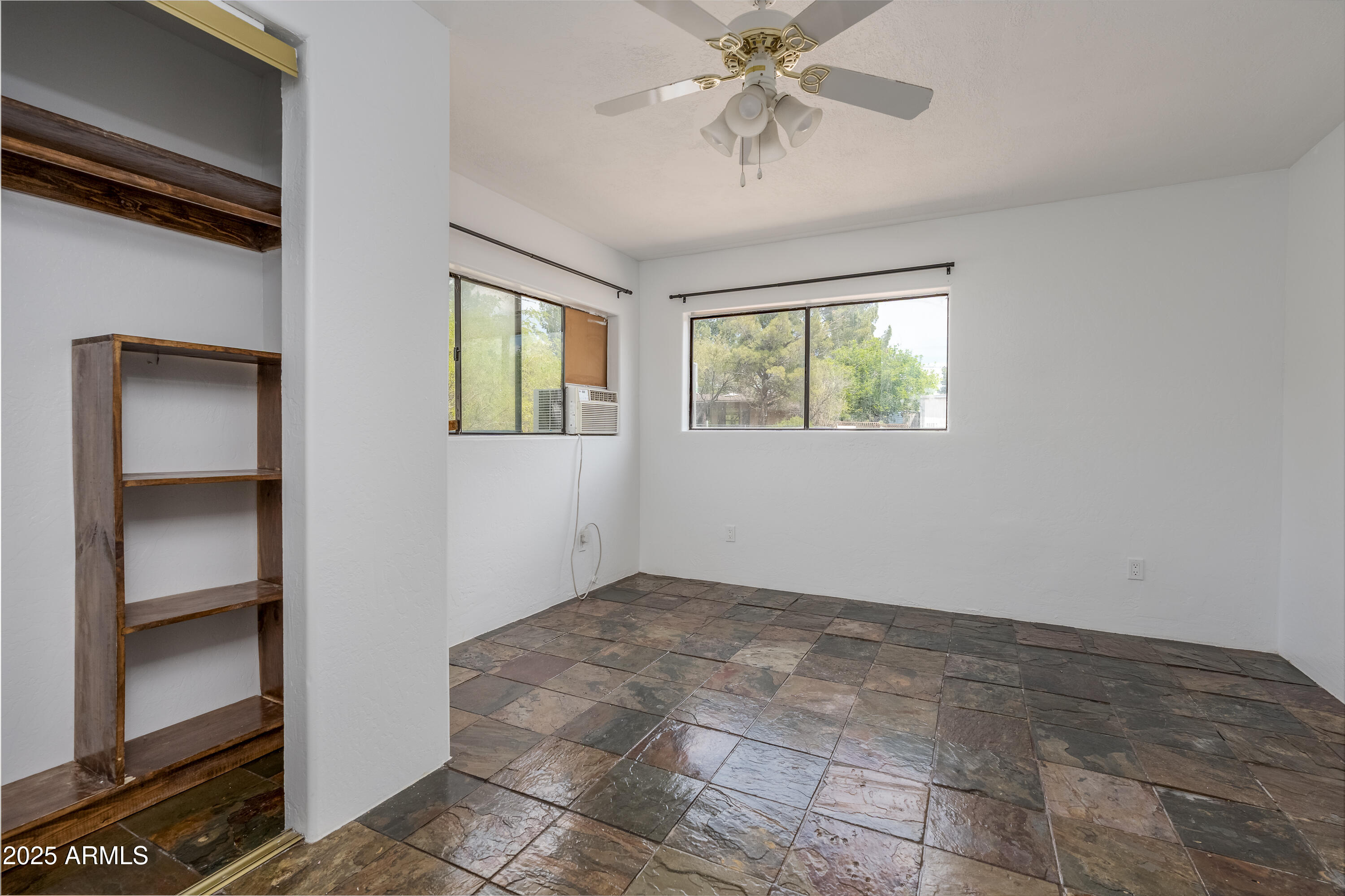 Cornville, Arizona 86325, United States, 2 Bedrooms Bedrooms, ,1 BathroomBathrooms,Residential,Active,182713