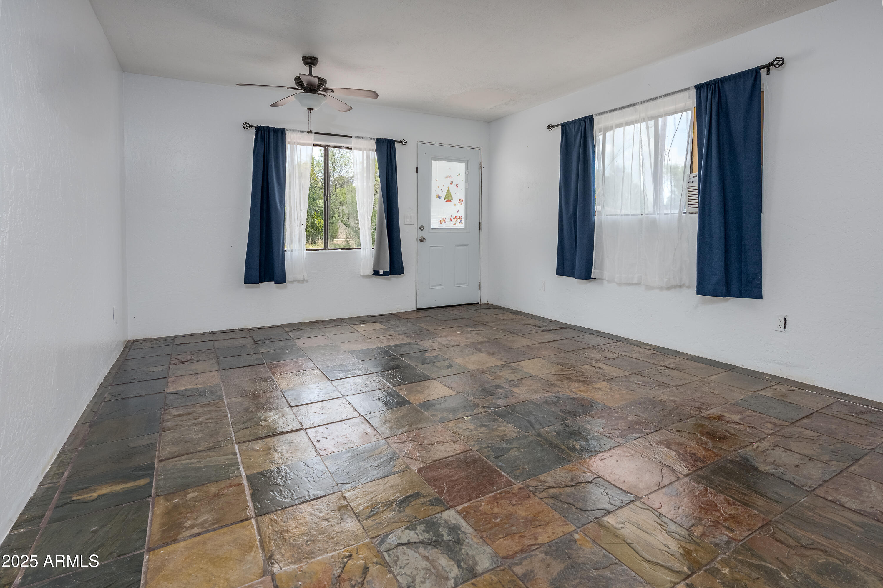 Cornville, Arizona 86325, United States, 2 Bedrooms Bedrooms, ,1 BathroomBathrooms,Residential,Active,182713