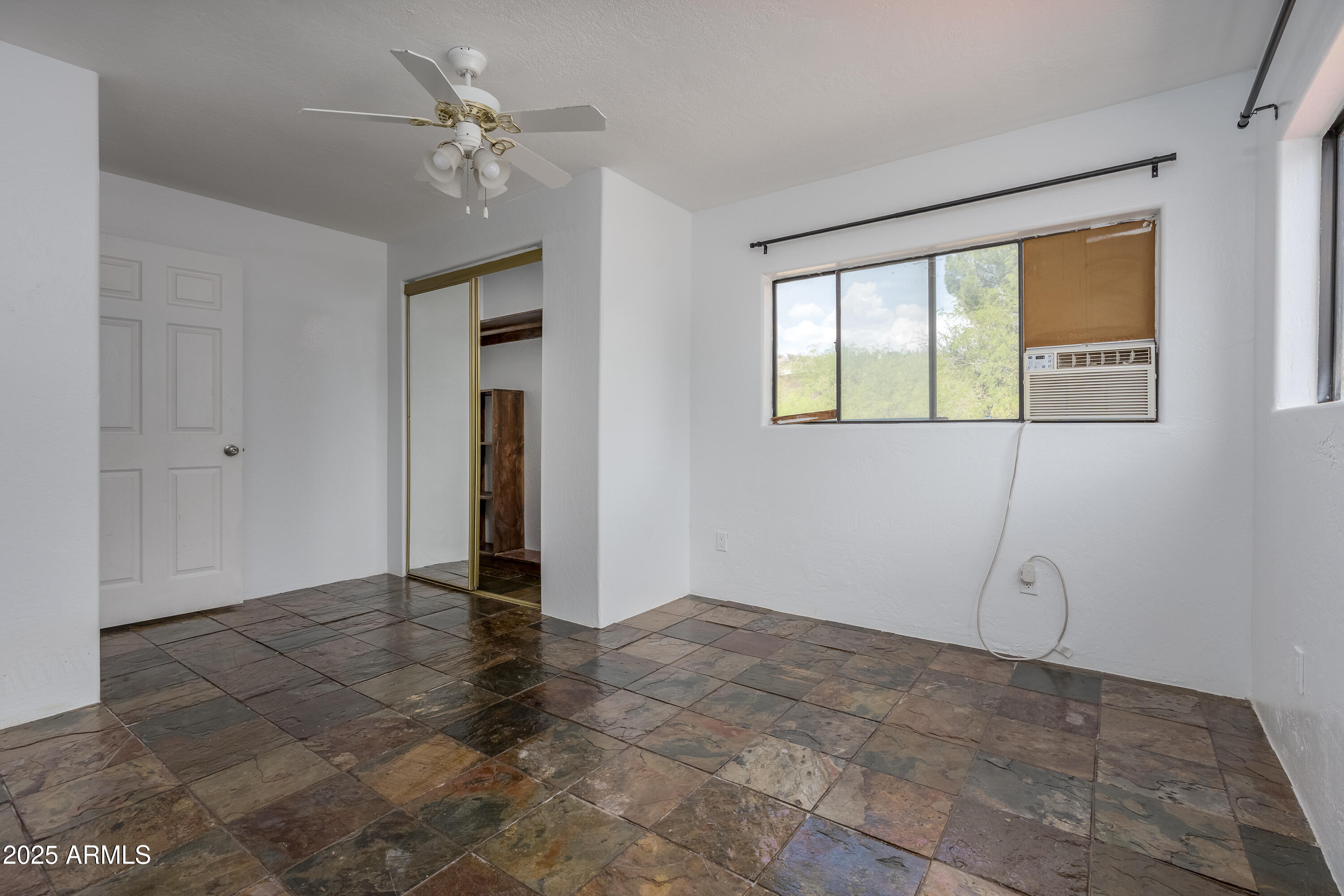 Cornville, Arizona 86325, United States, 2 Bedrooms Bedrooms, ,1 BathroomBathrooms,Residential,Active,182713