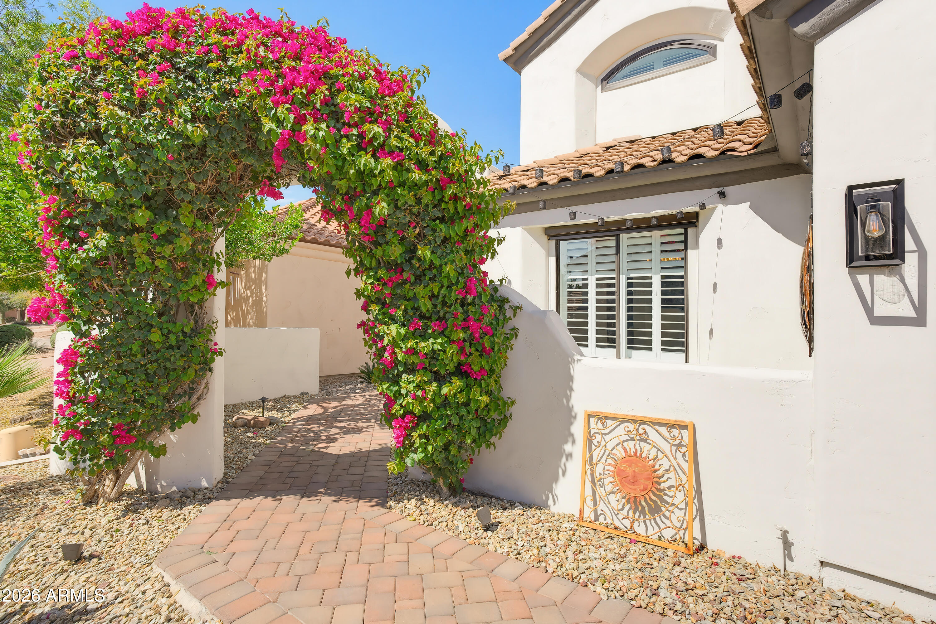 4746 N GREENVIEW Circle W