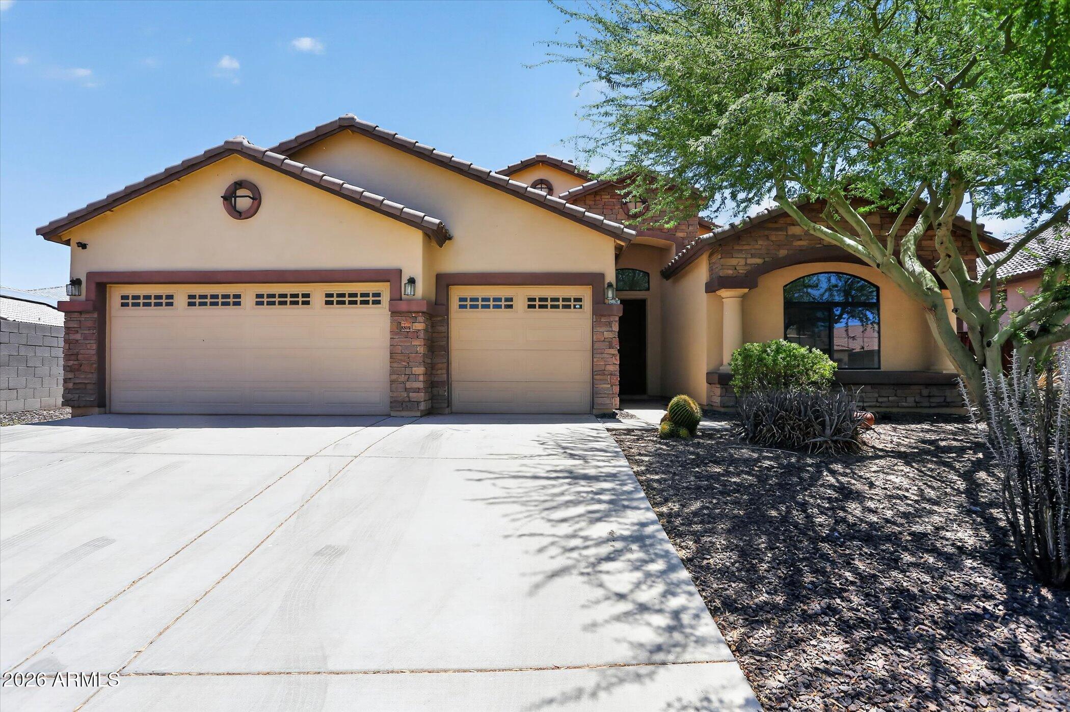 8809 S 10TH Drive