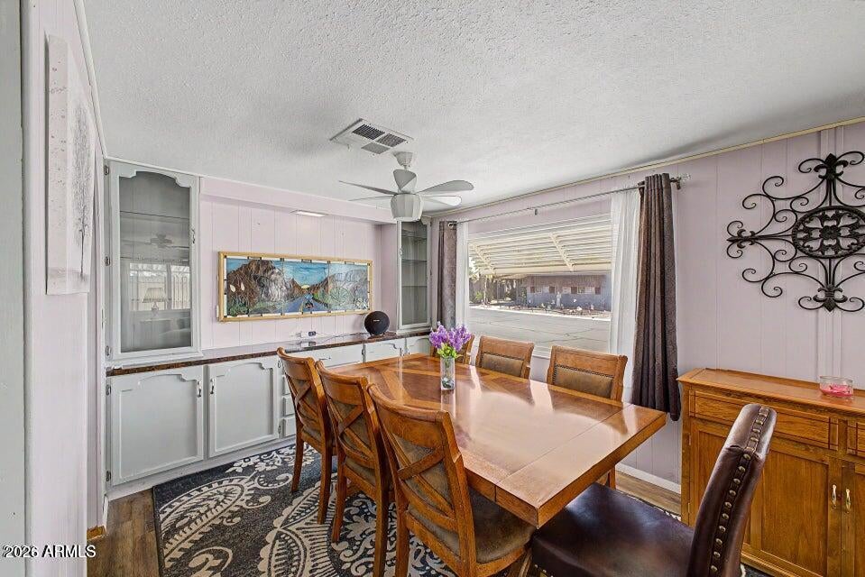 3104 E BROADWAY Road 184