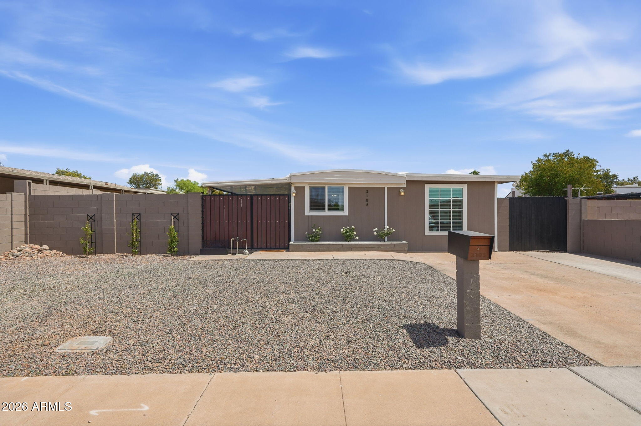 2103 N SILVERTON Street