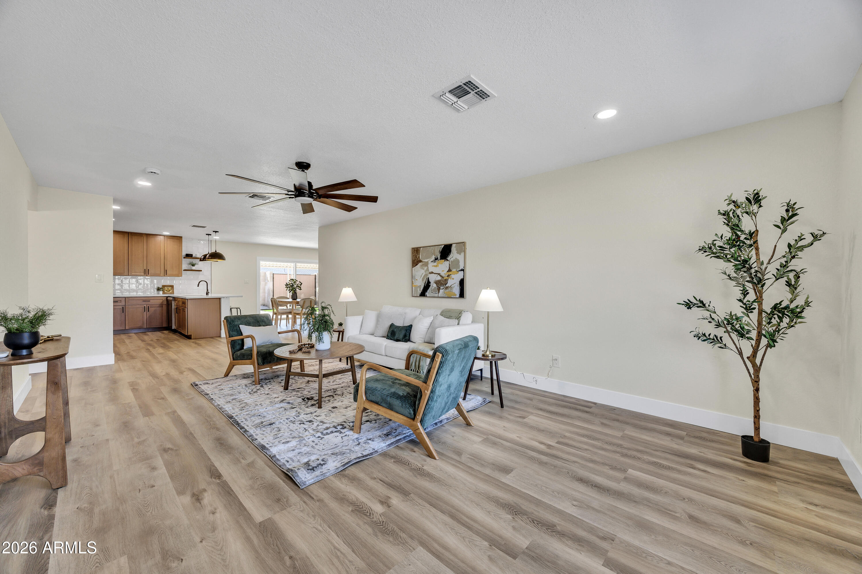 2123 E RADCLIFFE Drive