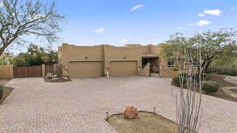 Photo of 125 E Desert Hills Drive, Phoenix, AZ 85086 (MLS # 6986225)