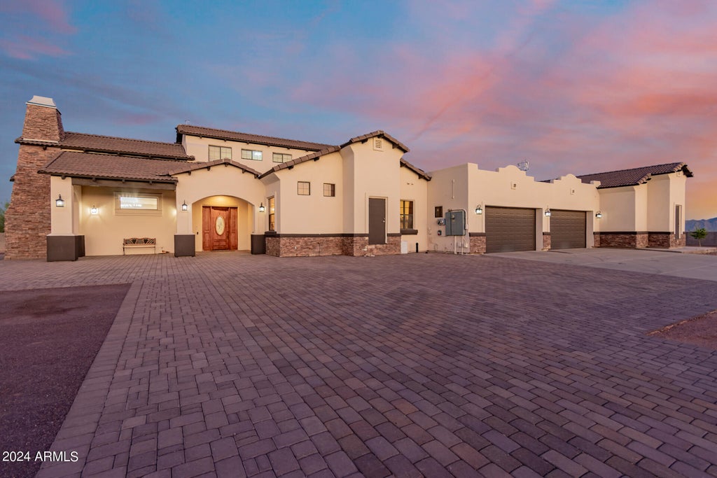 Photo of 22611 W Patton Road, Wittmann, AZ 85361 (MLS # 7074104)