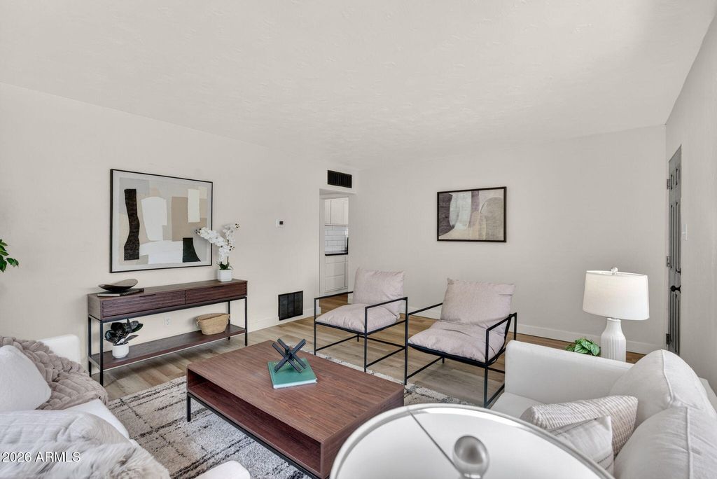 Photo of 1324 E Hall Street, Tempe, AZ 85281 (MLS # 7012337)