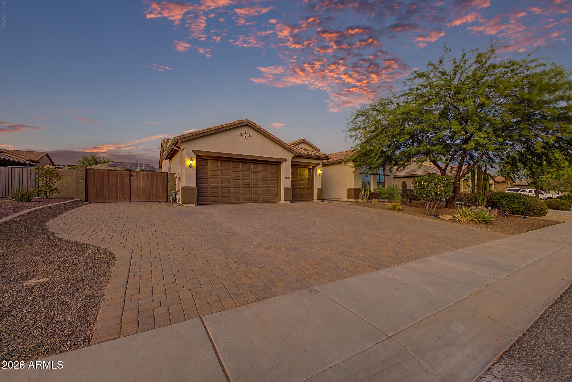 4916 W OLD WEST Trail