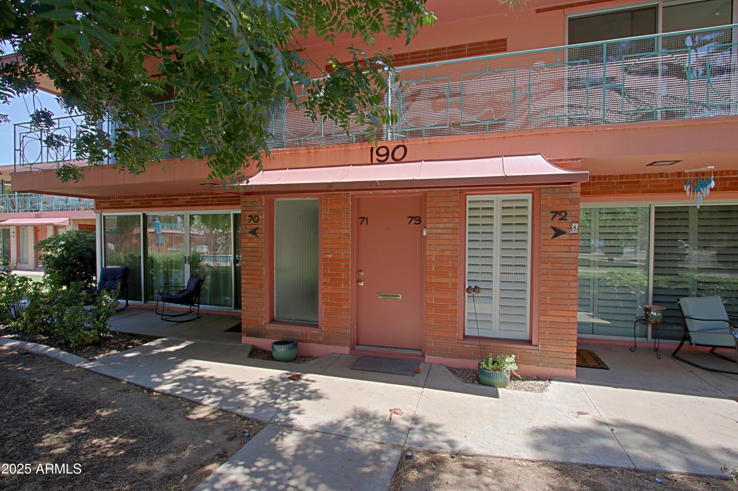 190 E CORONADO Road 73