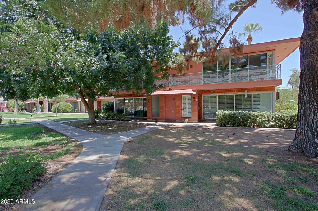 Photo of 190 E Coronado Road #73, Phoenix, AZ 85004 (MLS # 6906923)