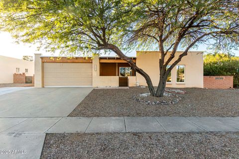 1520 S ABREGO Drive Green Valley AZ 85614