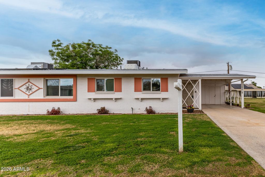 Photo of 10414 N 105th Avenue, Sun City, AZ 85351 (MLS # 6956837)