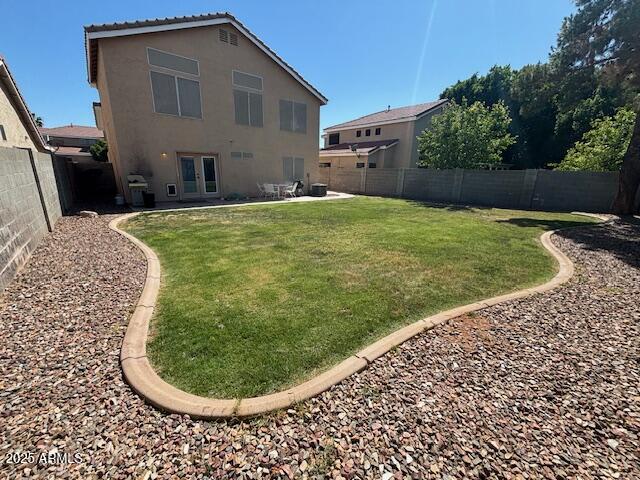 970 W LEAH Lane