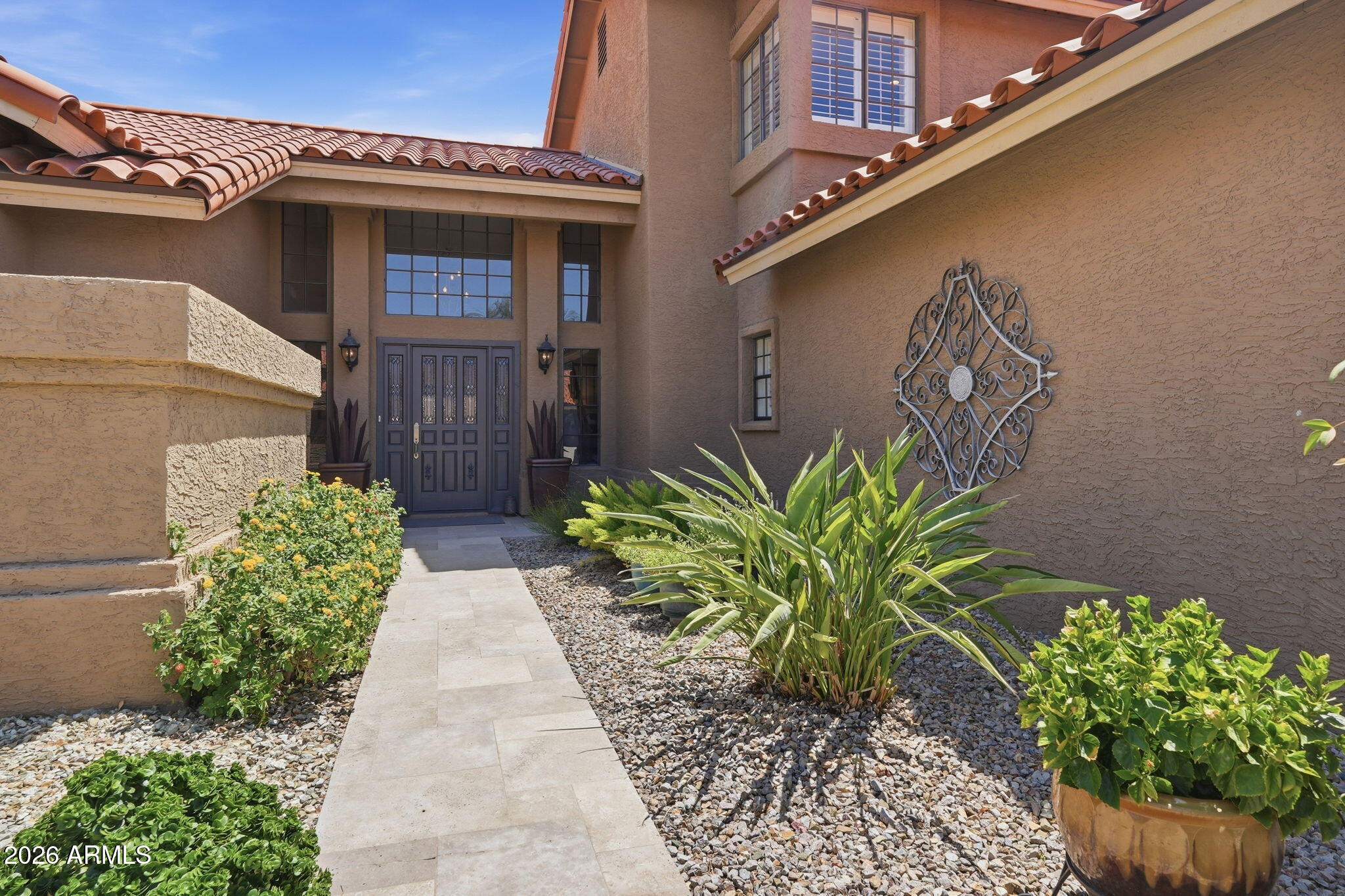 10565 E SAN SALVADOR Drive