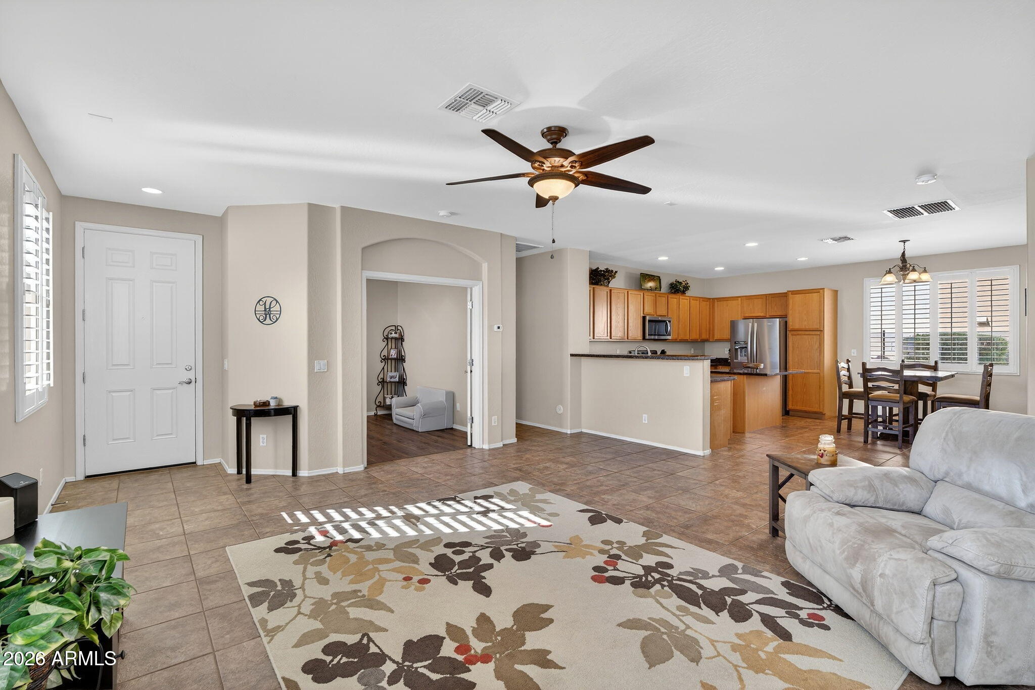 2700 E VERMONT Court