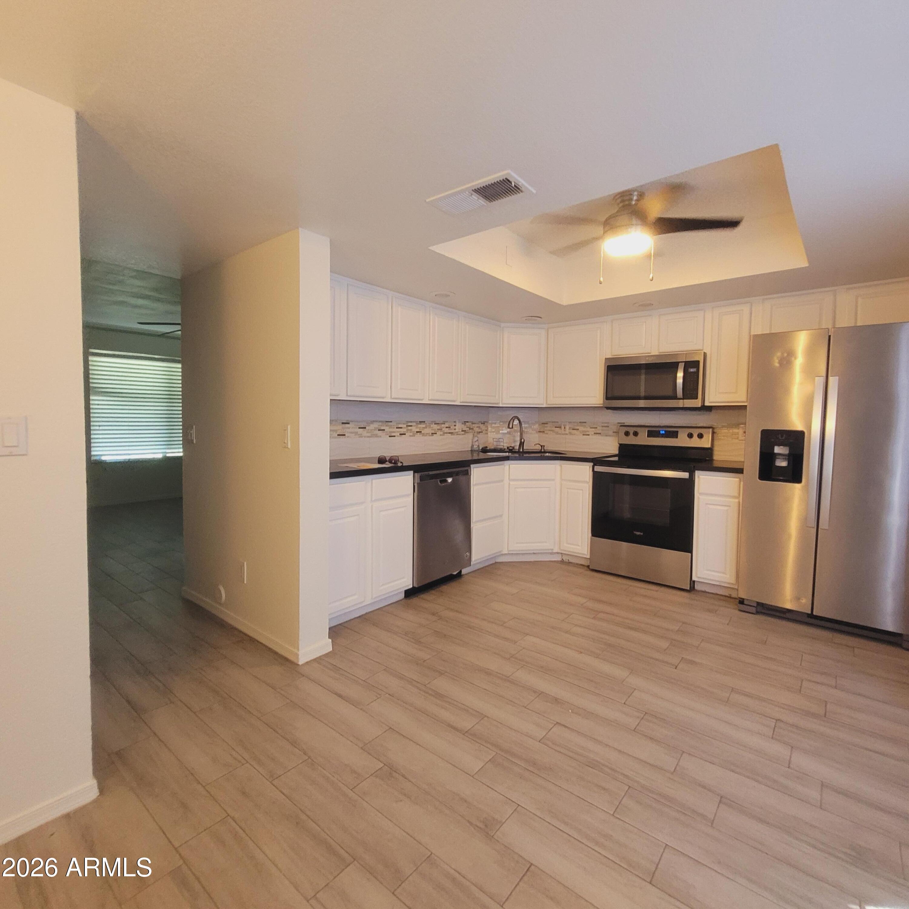 19601 N 7TH Street 1105