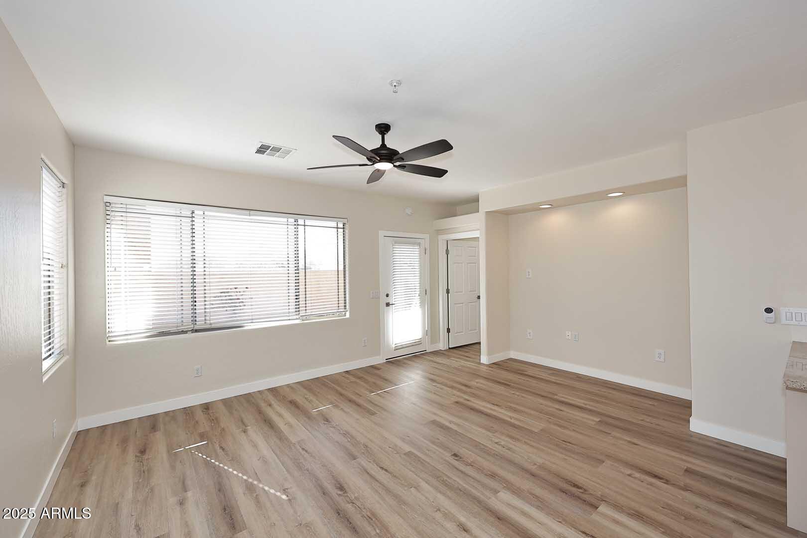 11500 E COCHISE Drive 1019