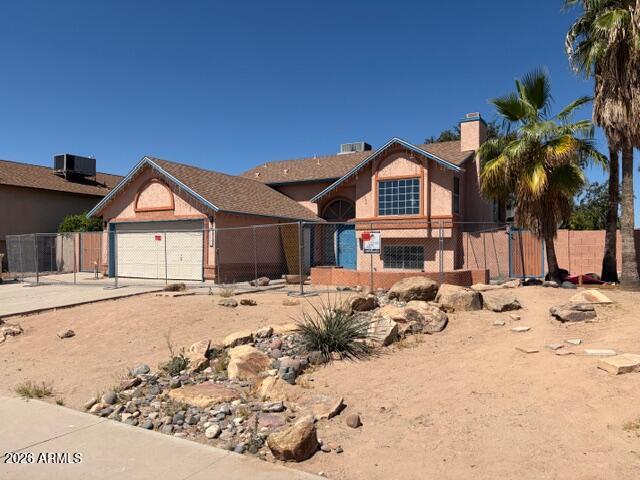 7526 W SURREY Avenue