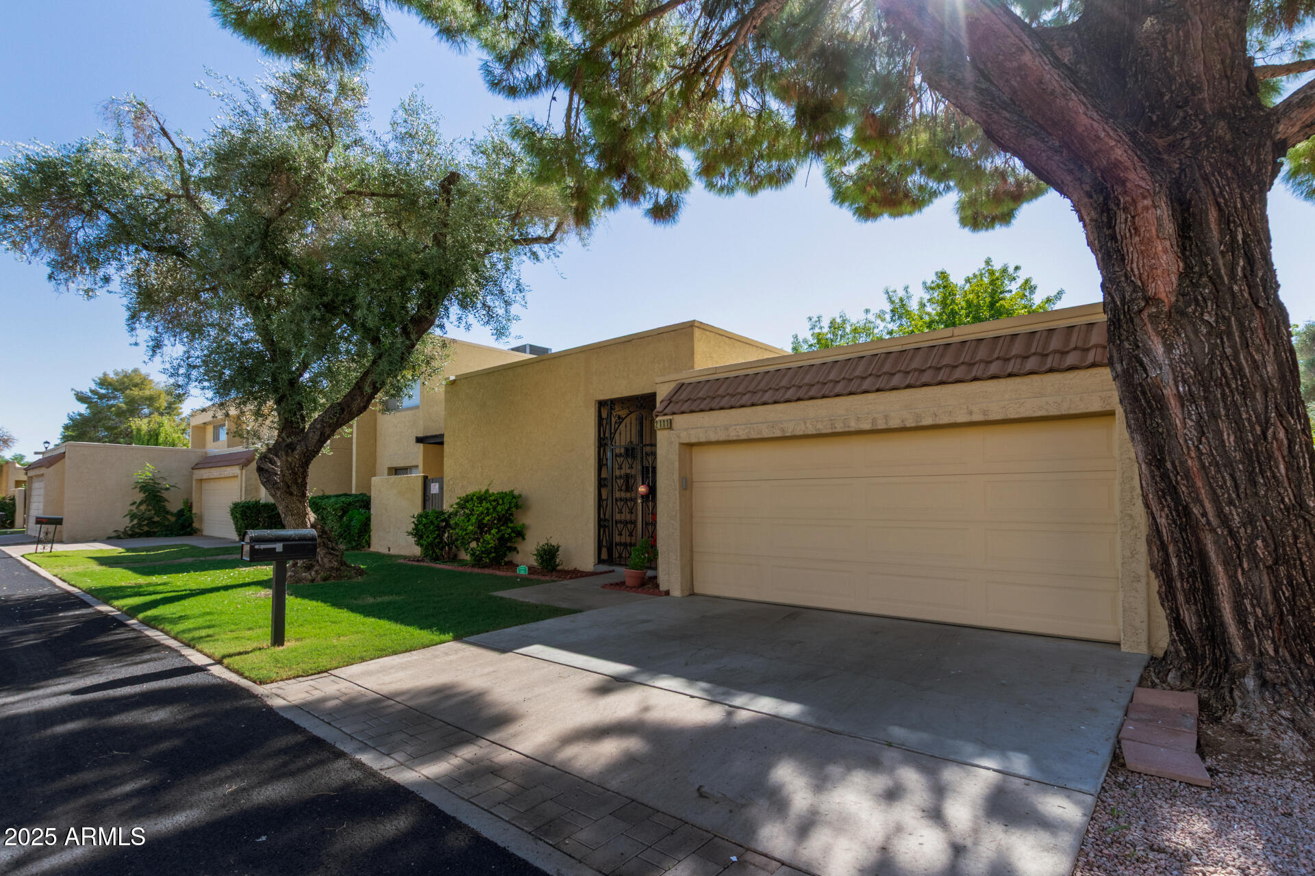 Homes for Sale in Queen Creek Arizona 2 2111 W MARLETTE Avenue