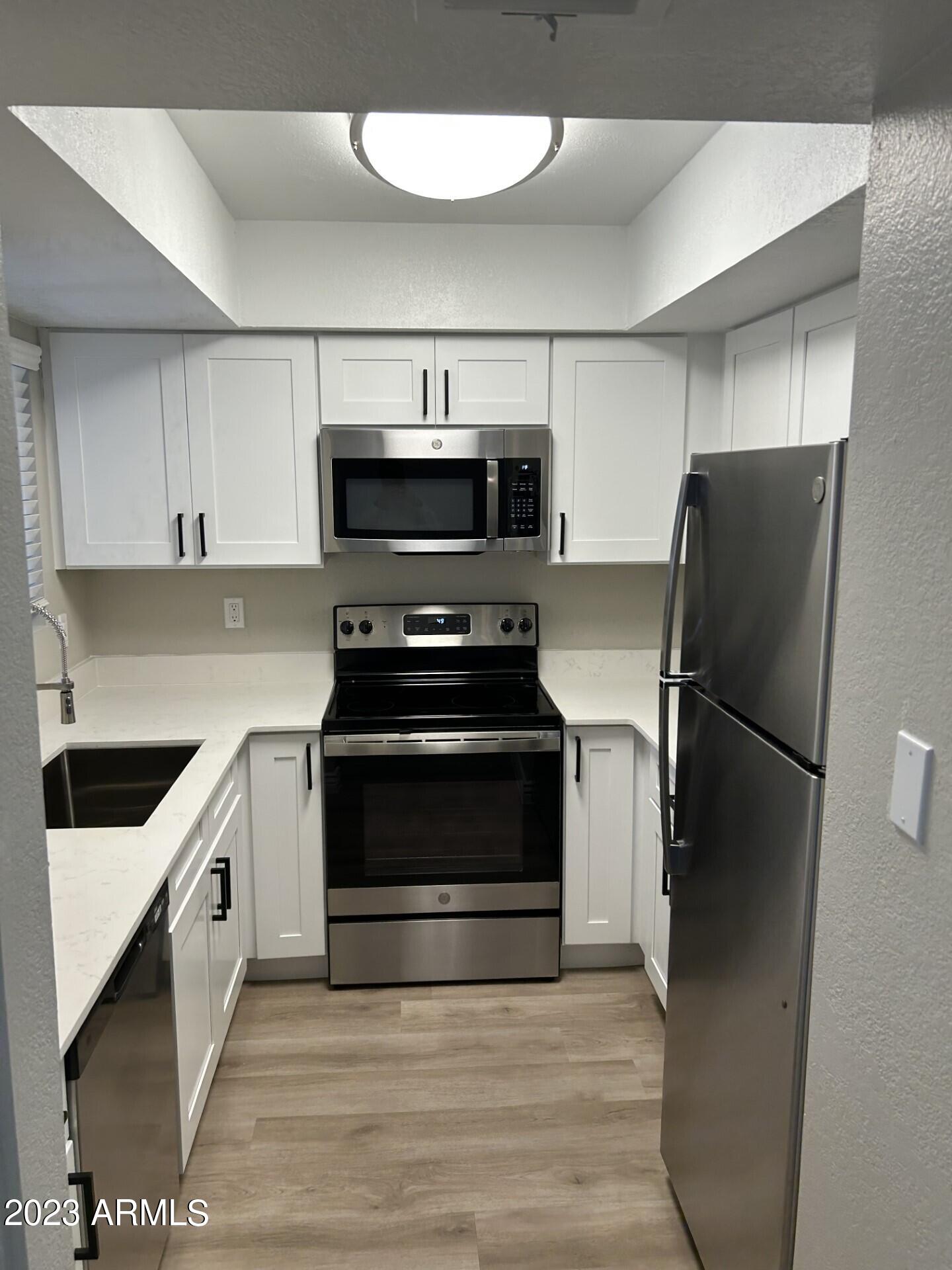 8550 E MCDOWELL Road 2