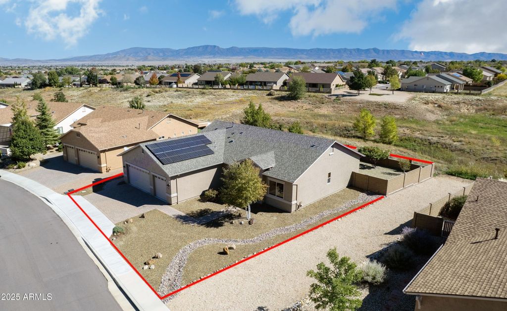 Photo of 4393 N Cambridge Avenue, Prescott Valley, AZ 86314 (MLS # 6935305)