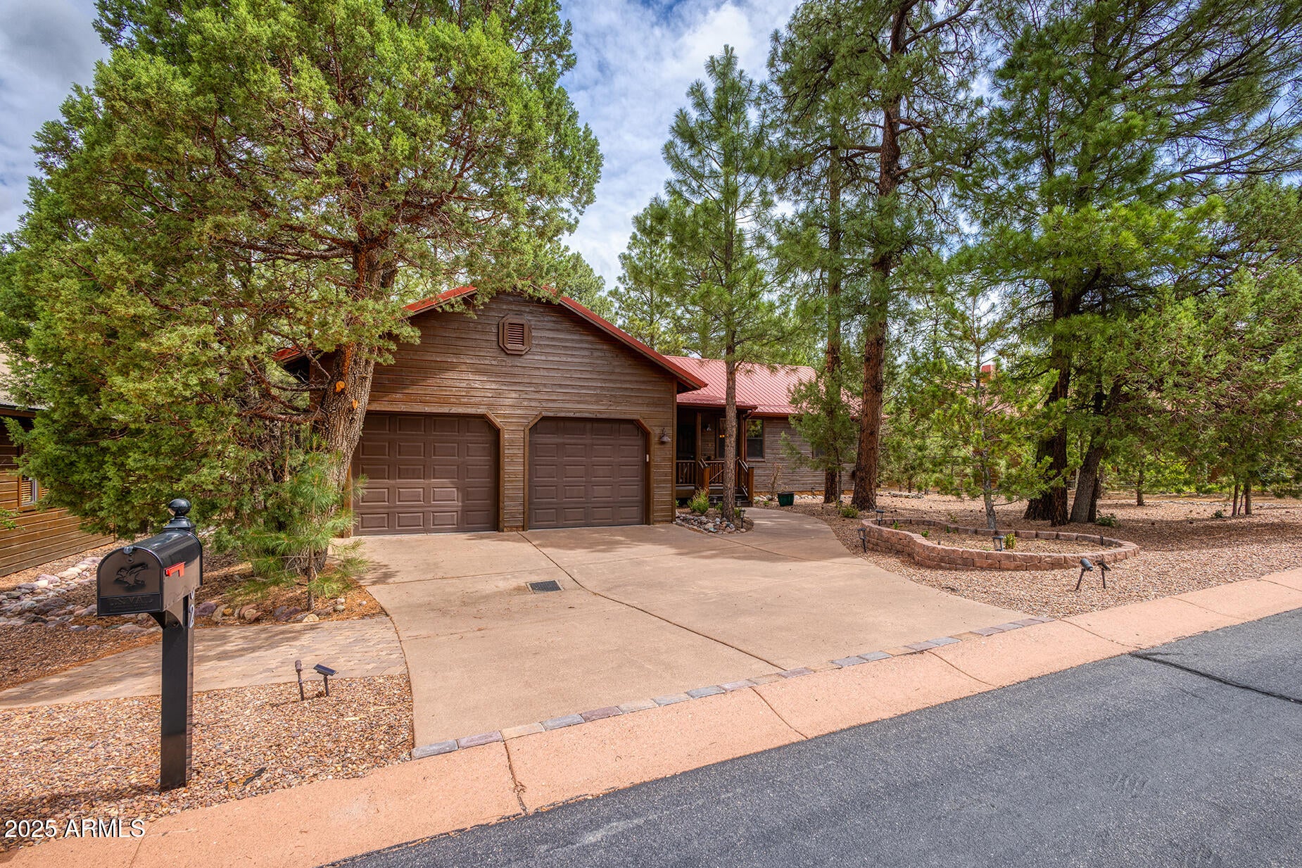 3020 W LODGEPOLE Lane