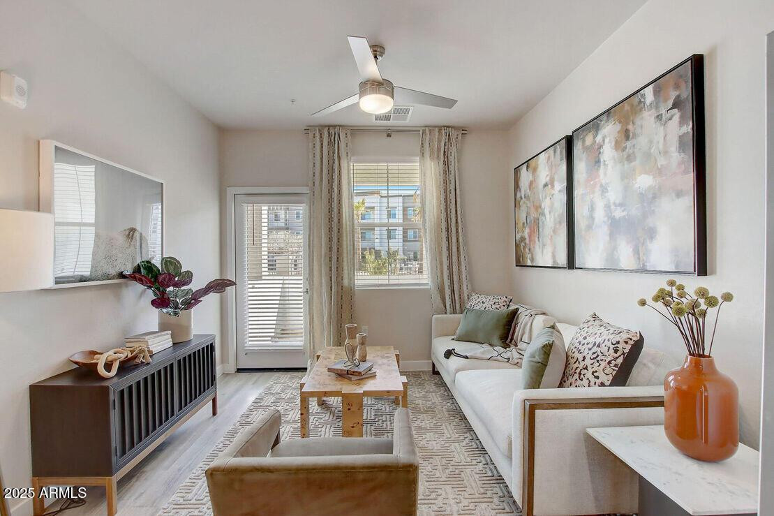 28201 N Black Canyon Highway 3