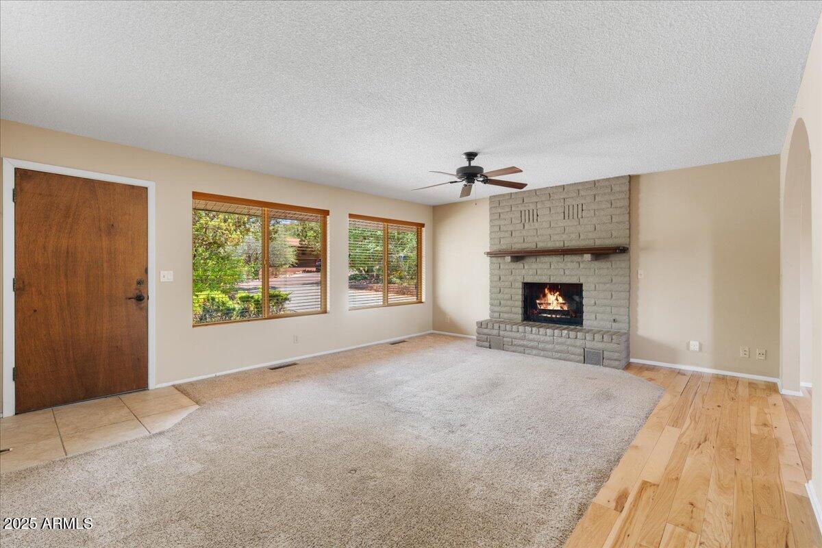416 Hillcrest Drive