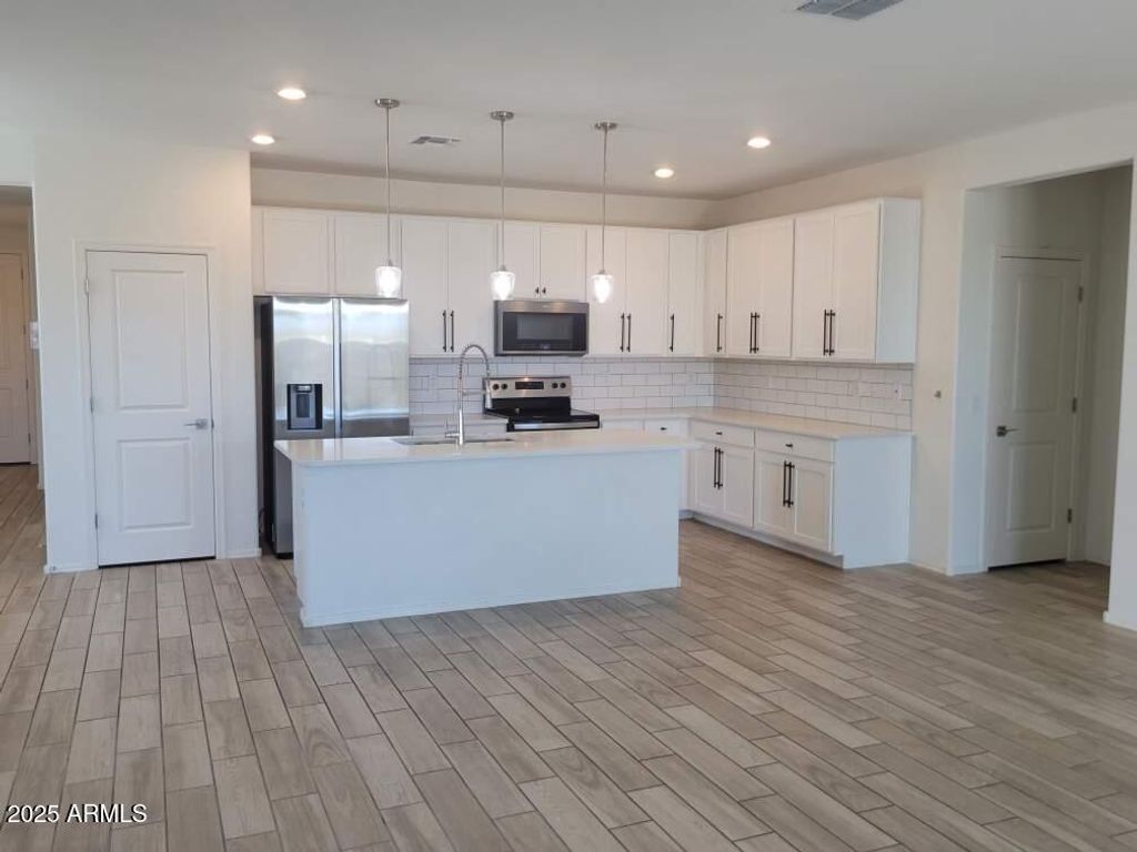 Photo of 48171 N La Soledad, Gold Canyon, AZ 85118 (MLS # 6849427)