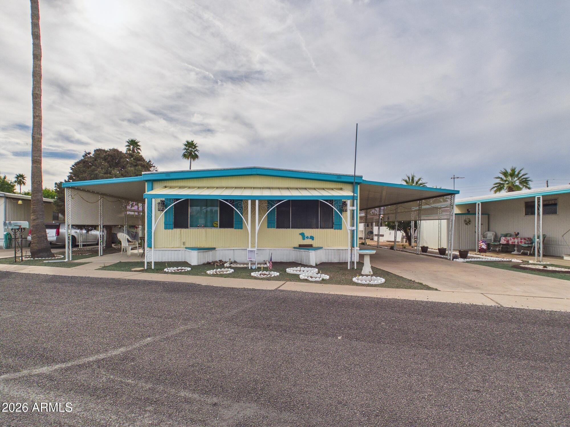 Twin Knolls Mobile home villa - 55+ Age Restriction - Residential