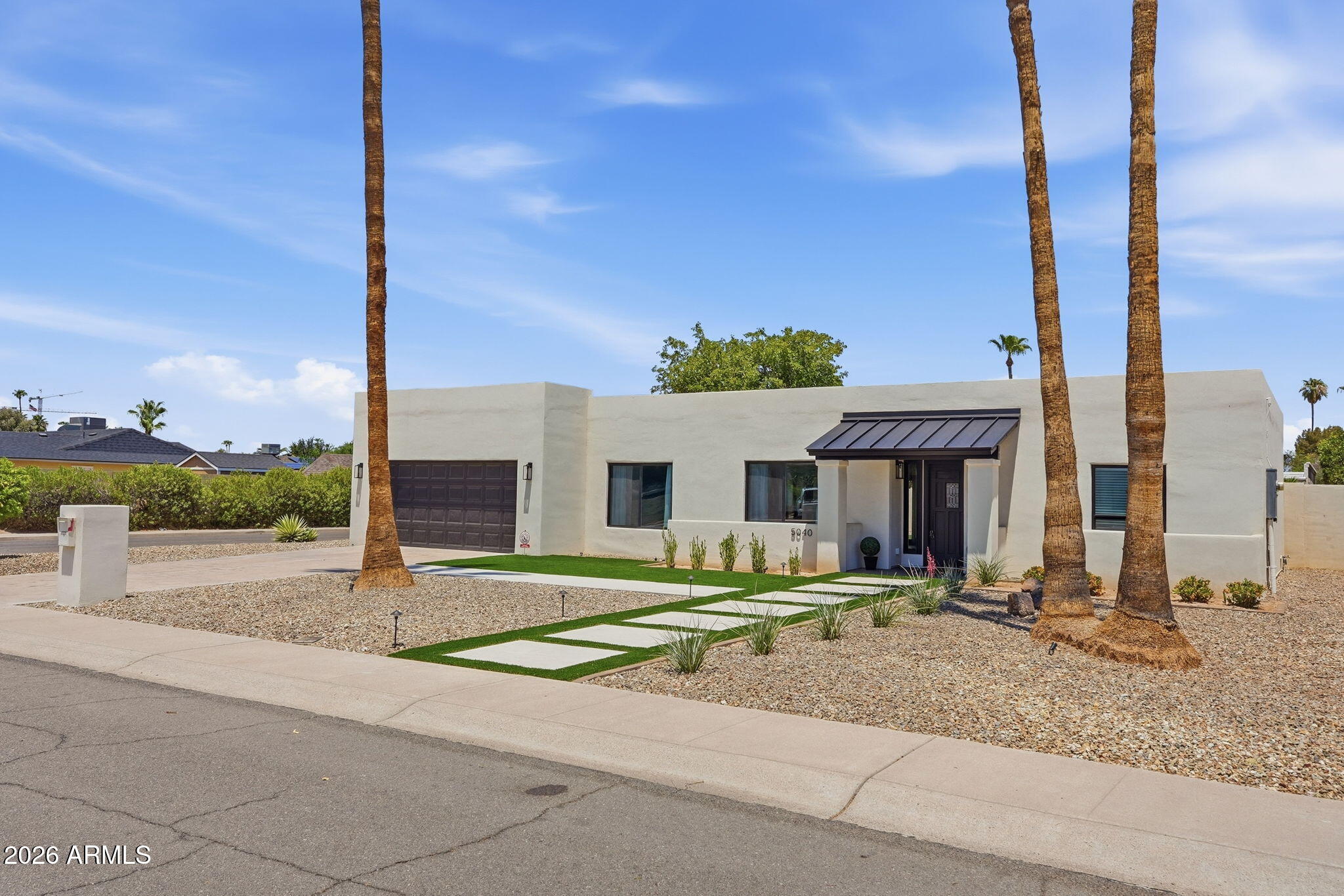 5040 E COLUMBINE Drive