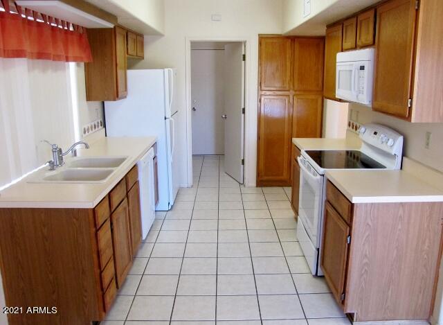 VILLA DEL RIO UNIT 2 RESUB - Residential Lease