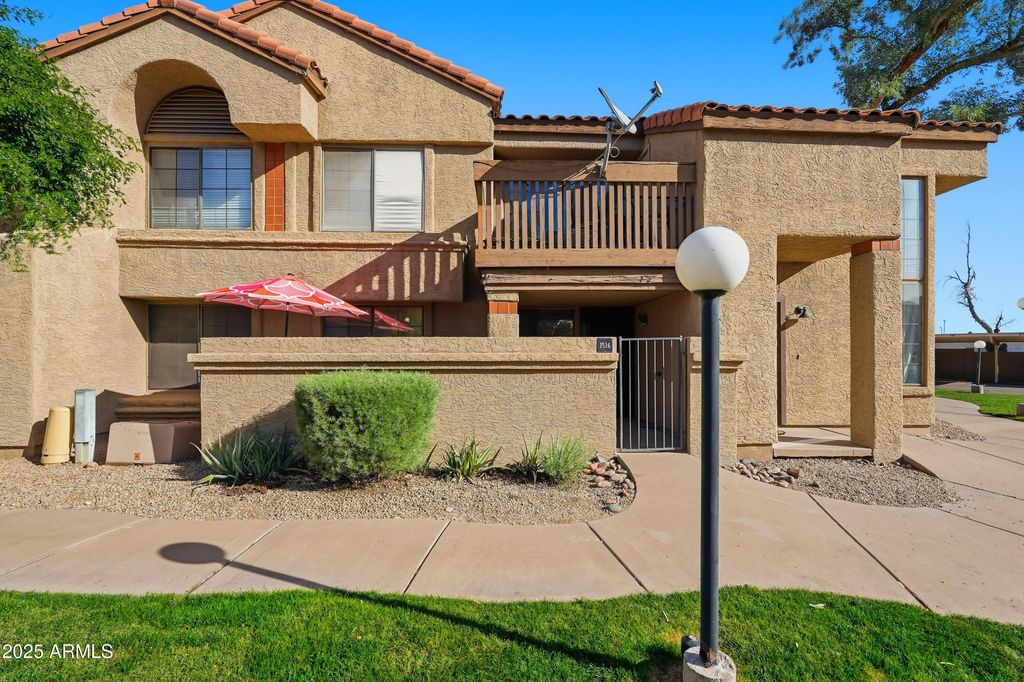 Photo of 700 E Mesquite Circle #P114, Tempe, AZ 85288 (MLS # 6961966)