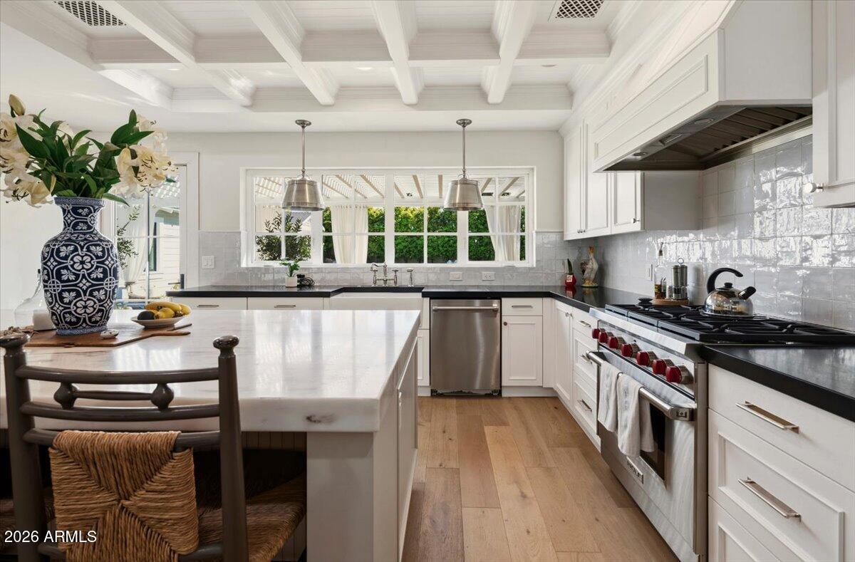 6141 E CALLE CAMELIA --