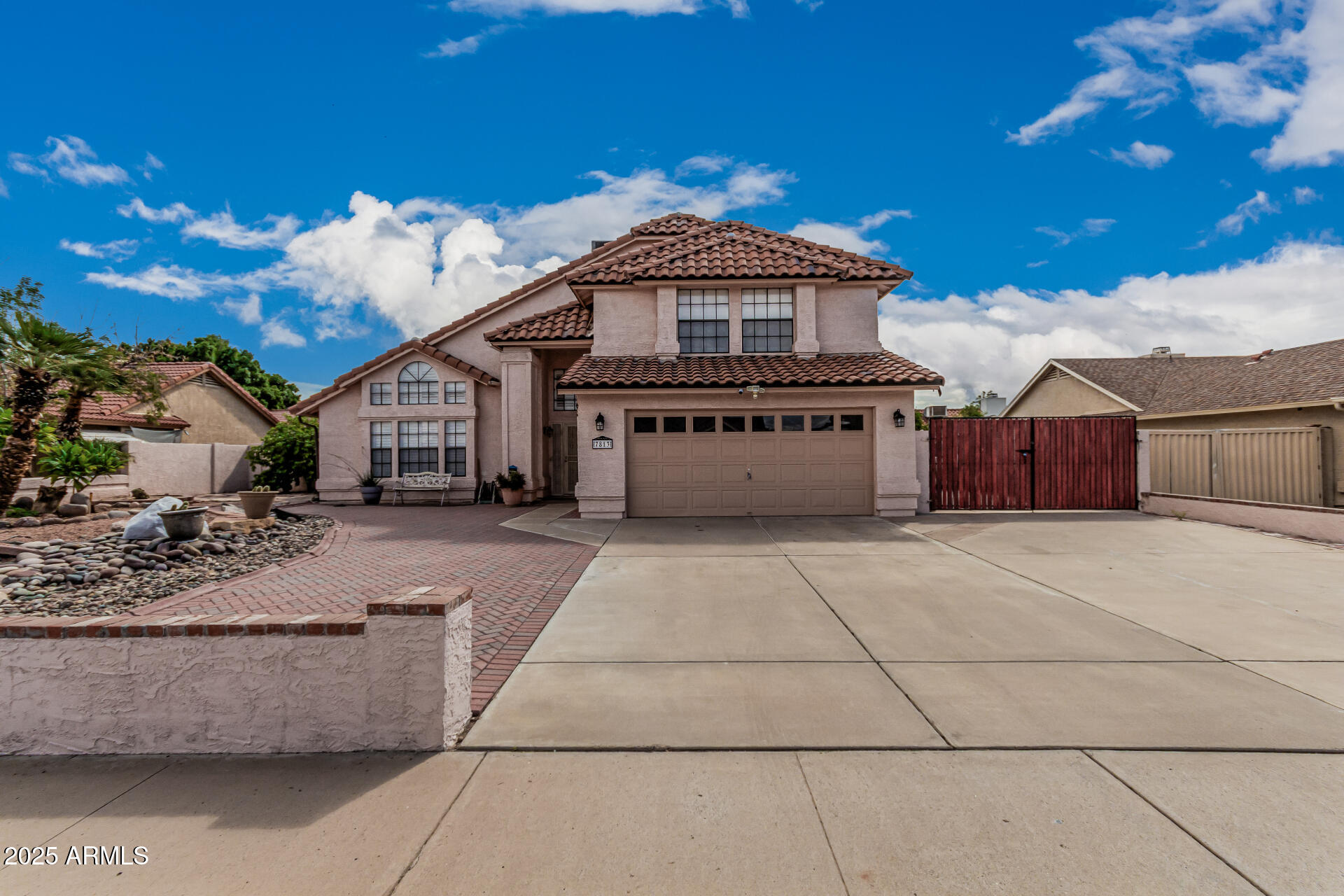 7813 W DREYFUS Drive