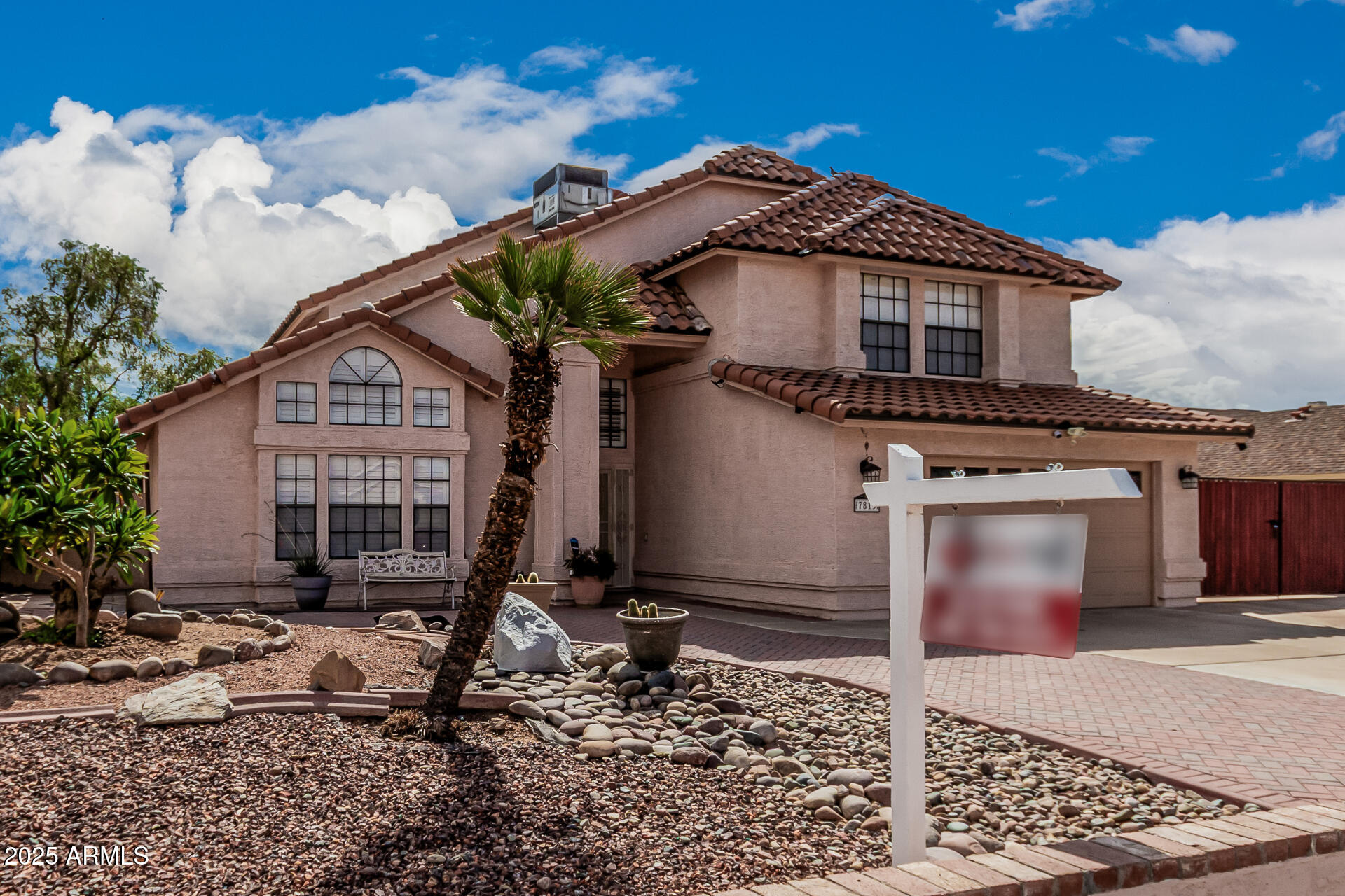 7813 W DREYFUS Drive