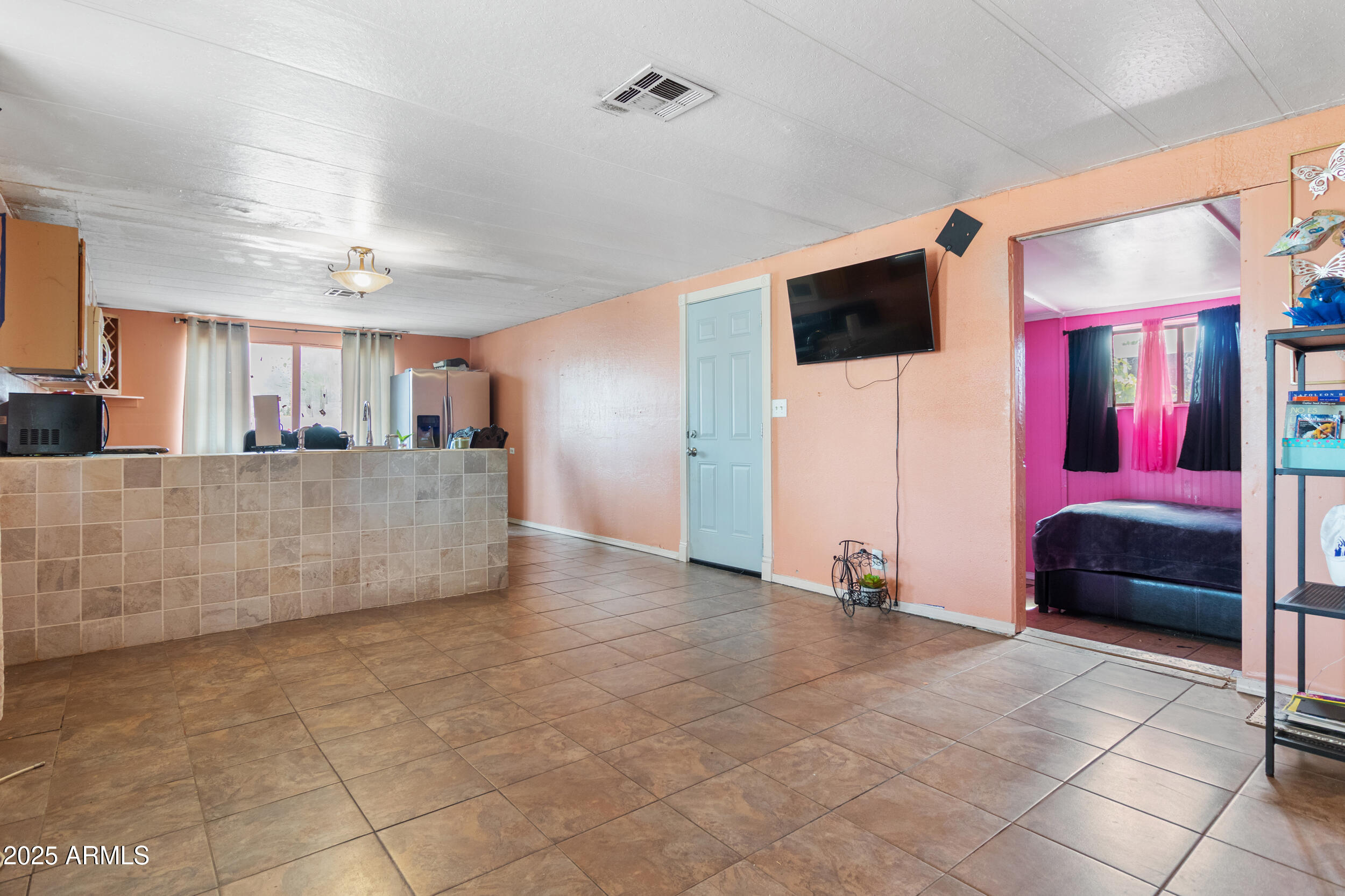 2340 E UNIVERSITY Drive 192